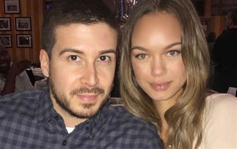 Vinny Guadagnino’s Ex Girlfriend Elicea Shyann。